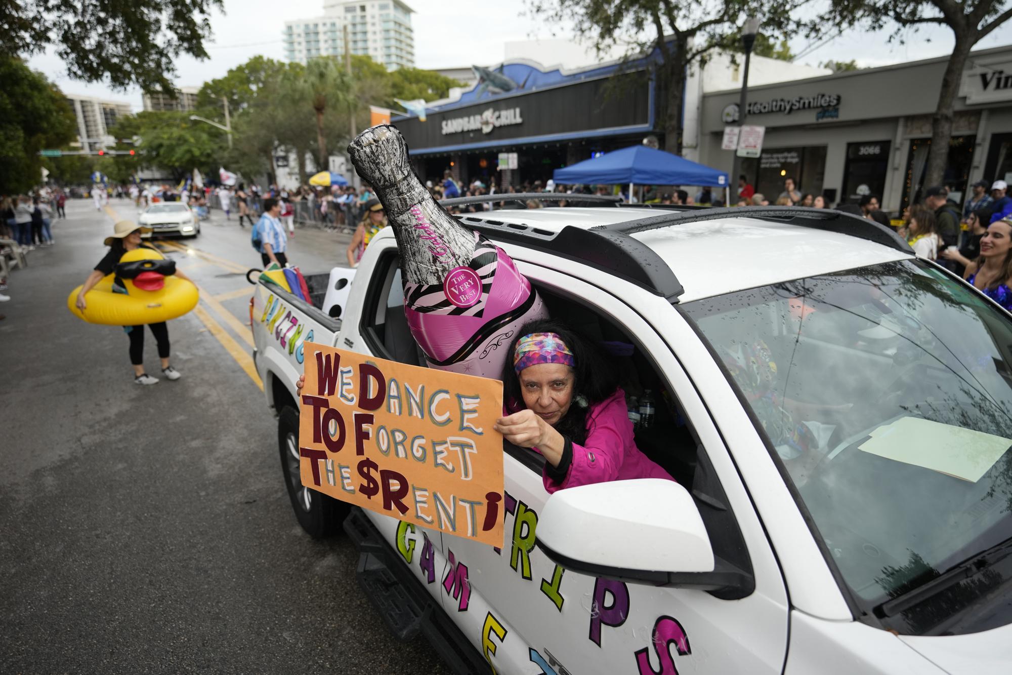 049981bc-12b1-4b46-a2af-a1e58cbef2fd