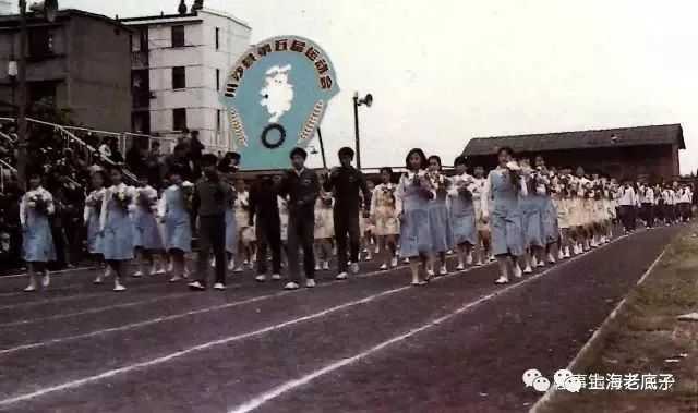 川沙僑聯絲綢服裝廠