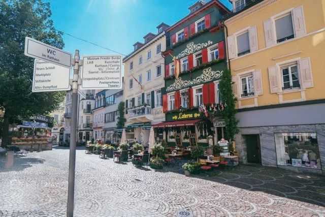 2807df48c5c5dfa09ff14e94d50a8139154e12f3 德國巴登巴登歷史街區