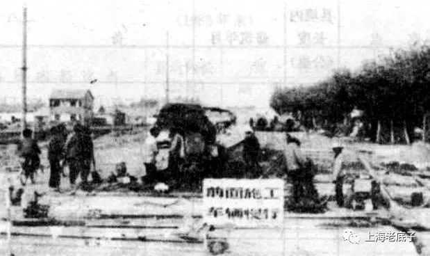 赤腳醫生下田間地頭