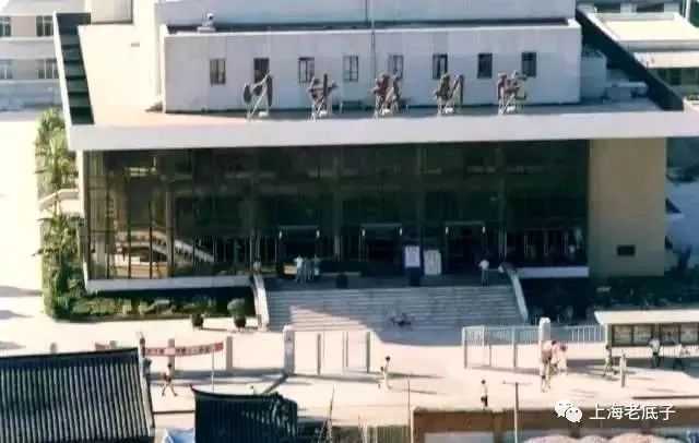 川沙第三百貨商場