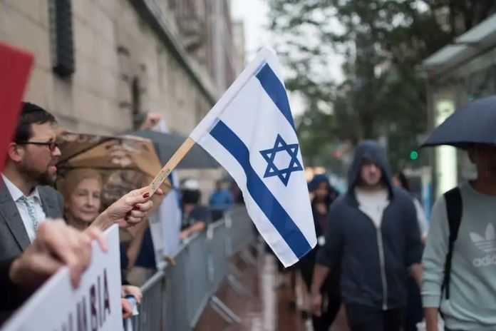 這種行為不受大學的保護」