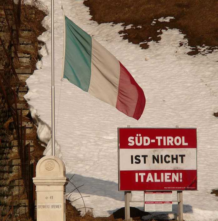 a51364a99acf78540e06febec88cdf82d436256a 一些政客宣傳漫畫——南蒂羅爾不屬於義大利