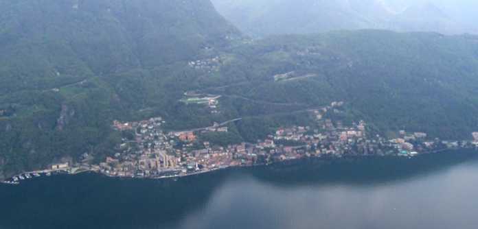 b428a6f7e4a7406ca6c61af2e0f2835e3b945ad5 坎皮奧內