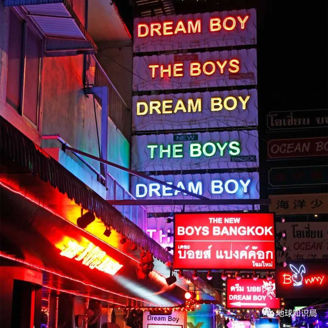 （曼谷最著名的Soi twilight 街 圖：壹圖網）