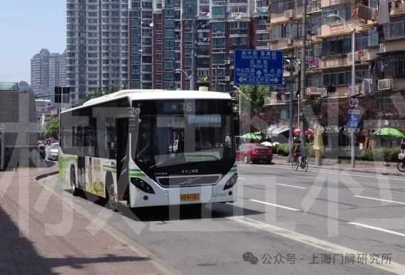 412a81cbd394fd2e097022400adb2789f07fa725