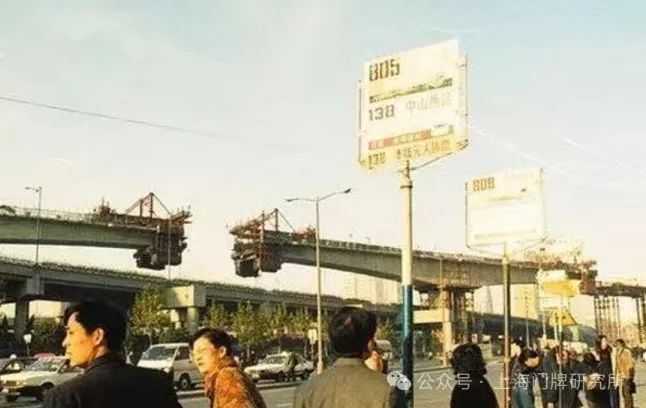 5bfac87417e73d60aaf28fe965e35164b0b027ad 138路站牌(網圖,1990年代末期)