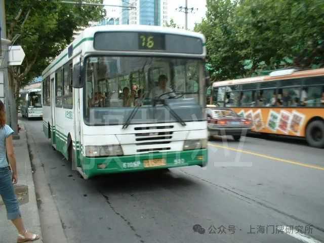 63f06f073a687e80be867b5a321054dc2db85878