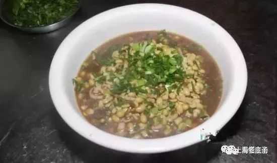 德興館的肉絲黃豆湯最為有名