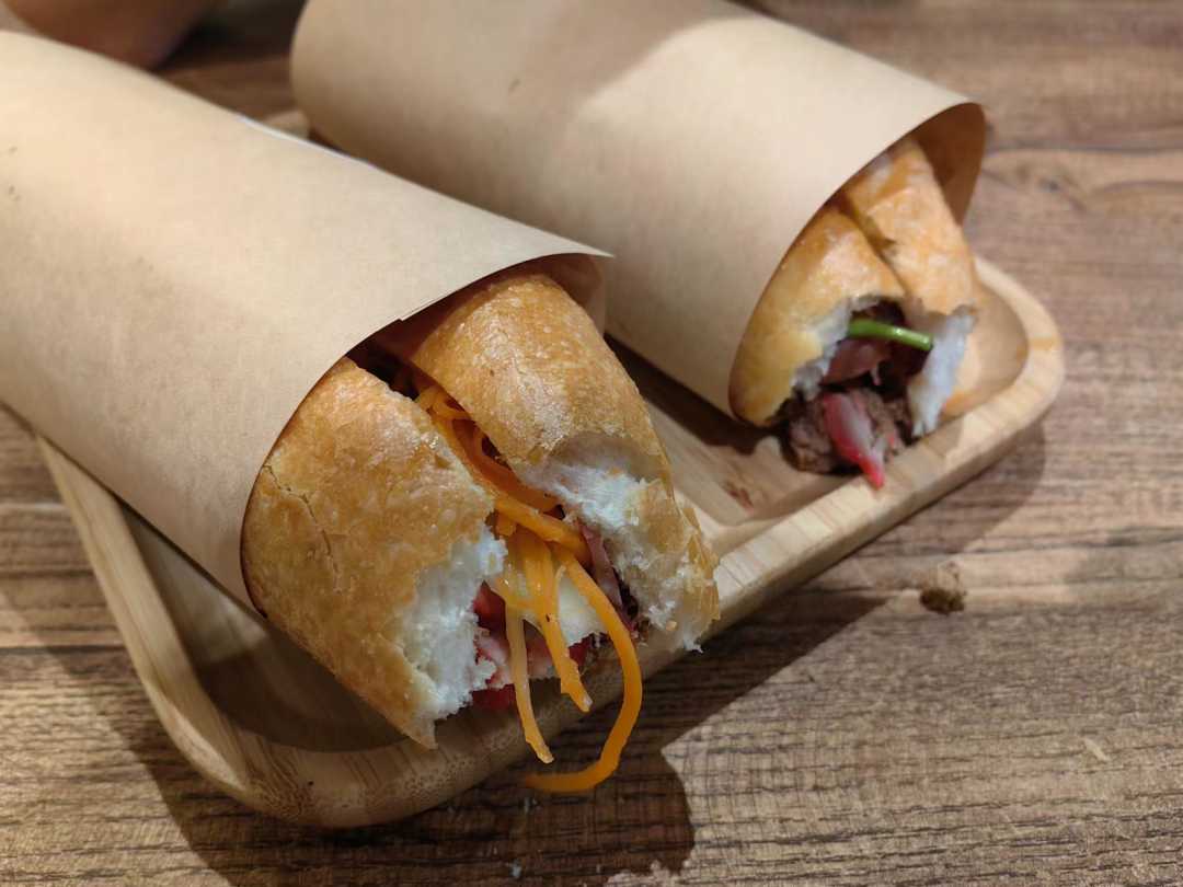 70a11e0005d6679fe59a91acd7400baed664fcfb 味道極好的越南法棍