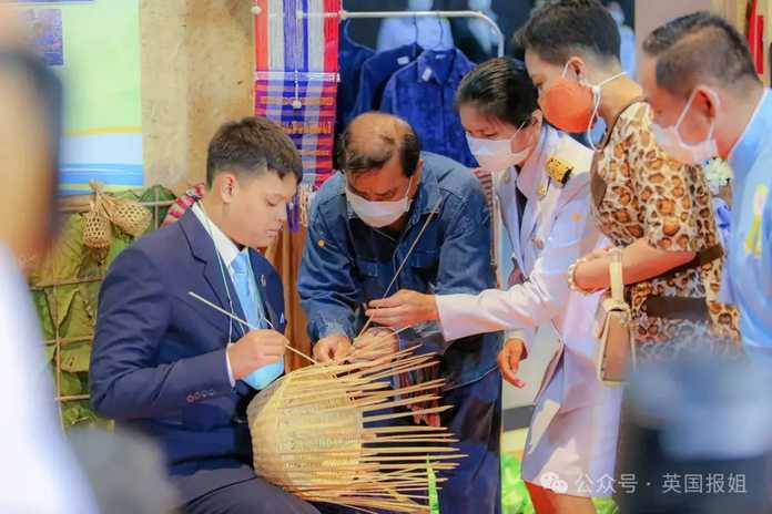 2b4aff2cee6bd6ee1f78198347add09addbbaa18