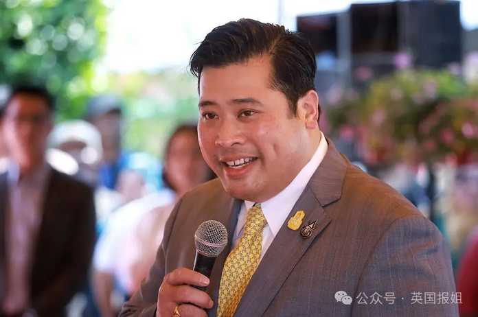 52e2fa9e3a41b1670d84f58126031293aebc1920