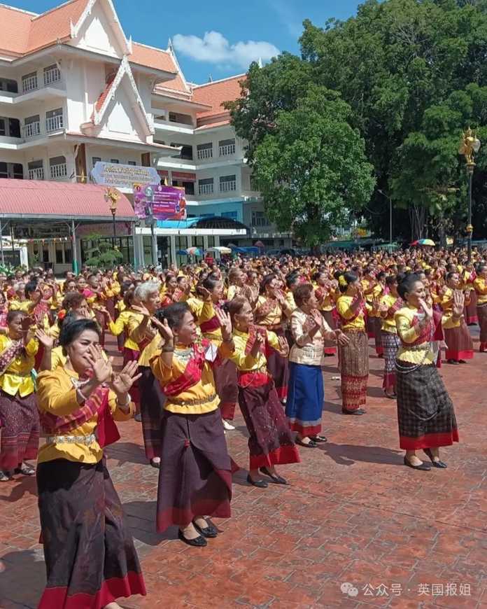 dcdfbf7087f8ba40105381f1661c25cb66cd2548