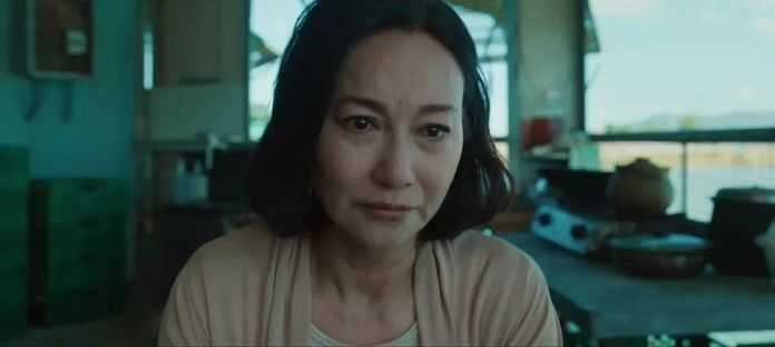 39f58eabb513f0a89e9e14e524e45fa6bc9ead99 然而,上映兩天,