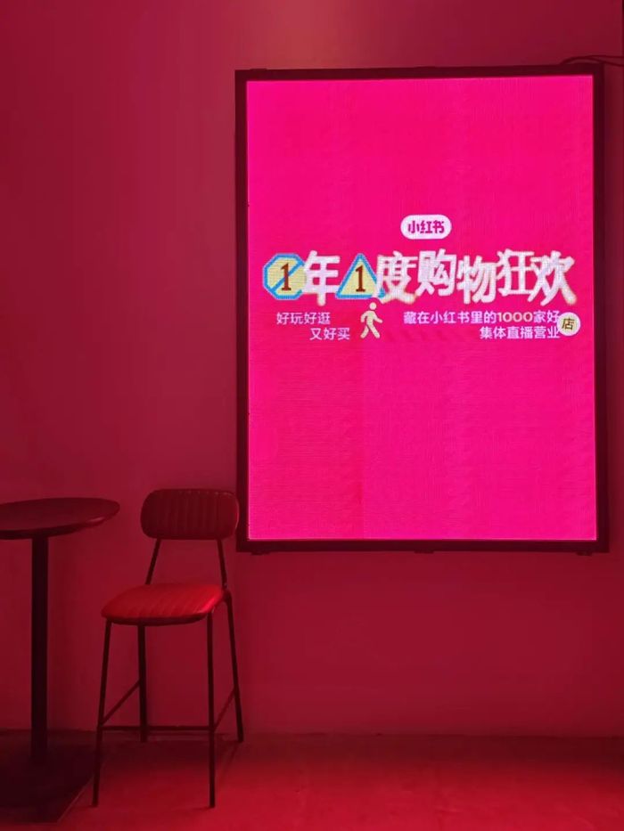 173149256354450400_a700xh